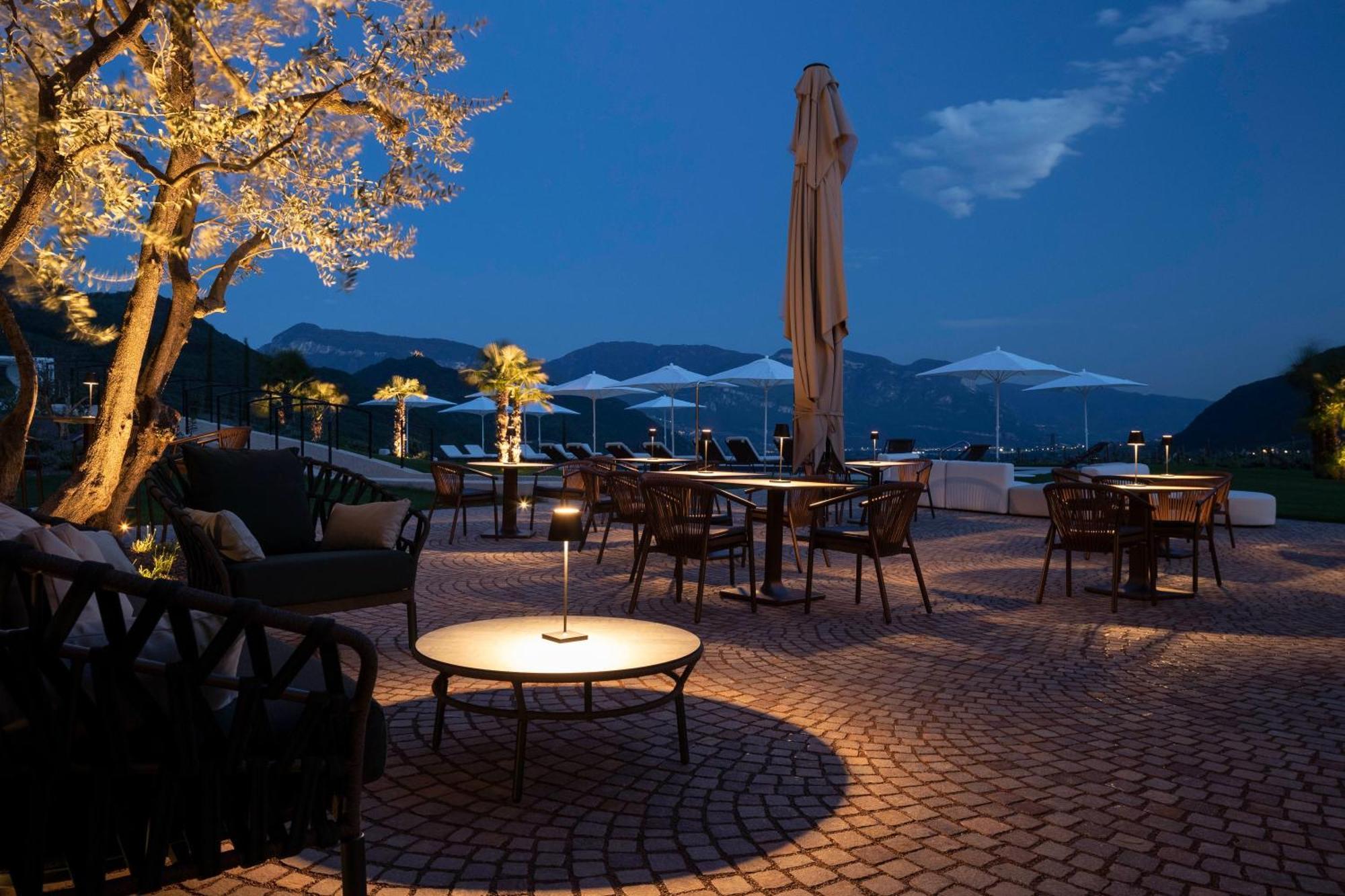 Ansitz Battisti Suites (Adults Only) Caldaro Exterior foto